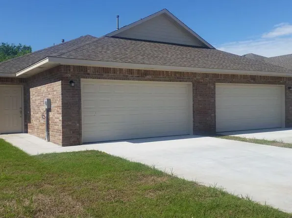 114 Ashley Dr, Edmond, OK 73003