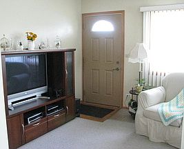 3rd image of 14222 Blaine Ave