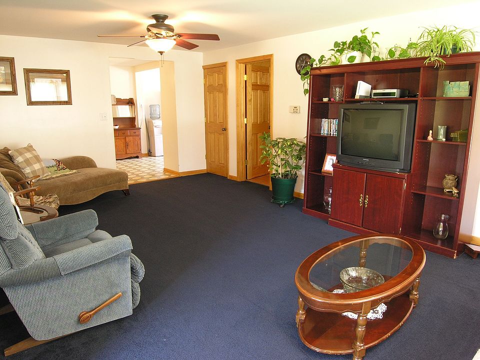 1st image of 115 E Lake Park Ave