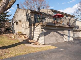 4476 Arden View Ct, Arden Hills, MN 55112