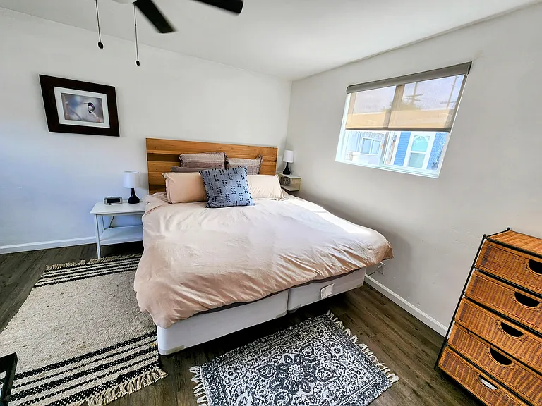 2074 Newton Ave #A — Photo 16