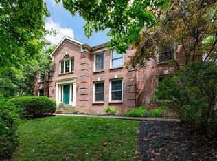 6998 Perthview Ct, Cincinnati, OH 45244