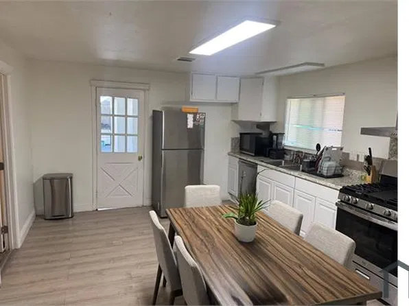 4026 Sebastopol Rd, Santa Rosa, CA 95407