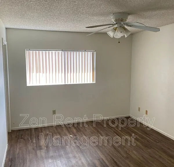 5233 W Altadena Ave — Photo 8