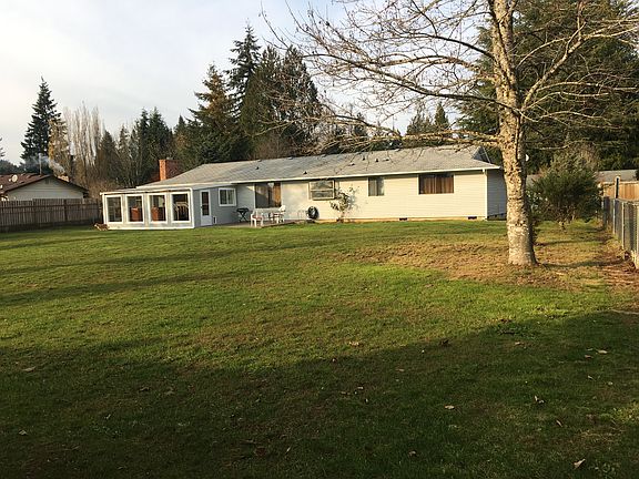 5th image of 105 Cedarwood Dr