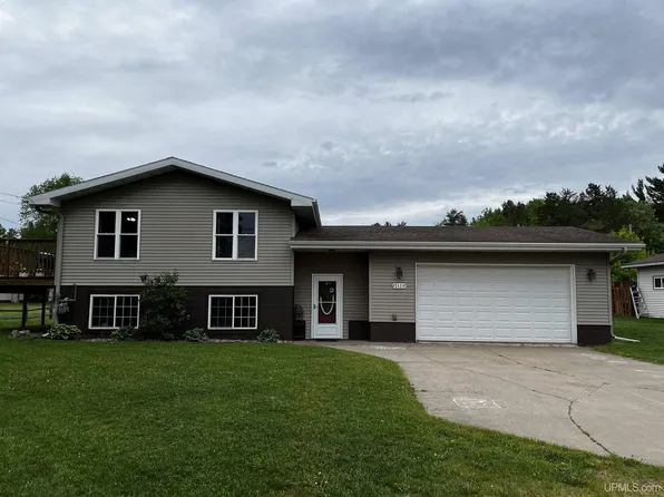2424 County Road 496, Ishpeming, MI 49849