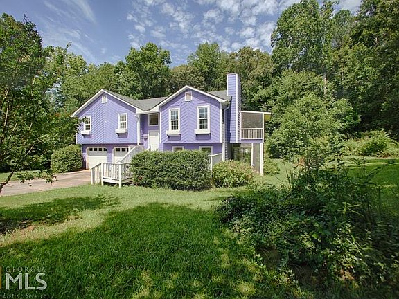 2nd image of 3906 Viola Ct