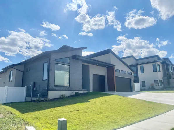 7237 W Summit Top Ln, Herriman, UT 84096