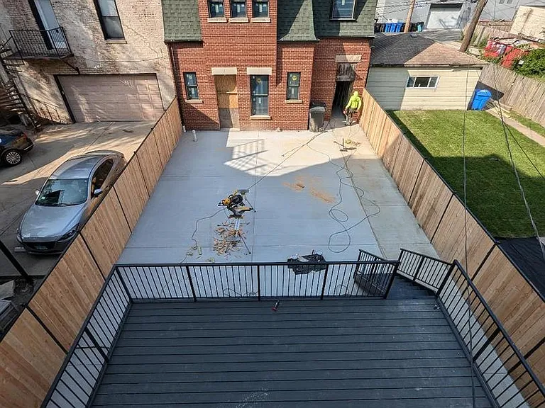 2150 W Monroe St — Photo 104