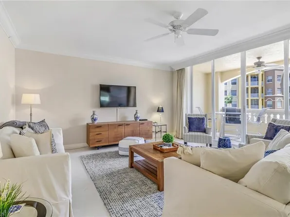 450 Bayfront Pl 4304, Naples, FL 34102