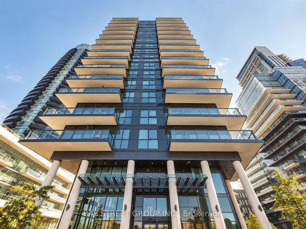 39 Annie Craig Dr, Toronto, ON