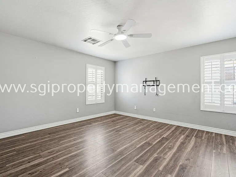 115 W Mountain Sage Dr — Photo 24