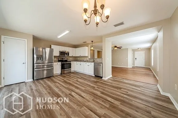 2509 Brownwood Dr — Photo 8