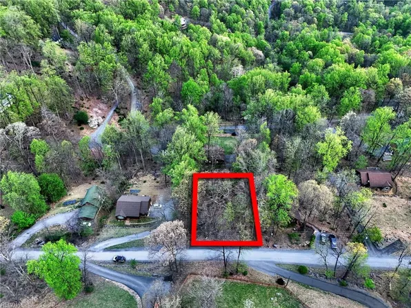 38 Windy Way, Front Royal, VA 22630