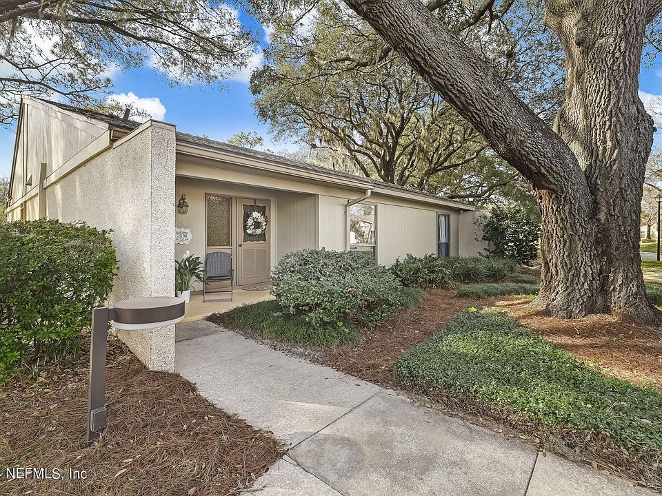 1st image of 10104 LEISURE Lane S #121