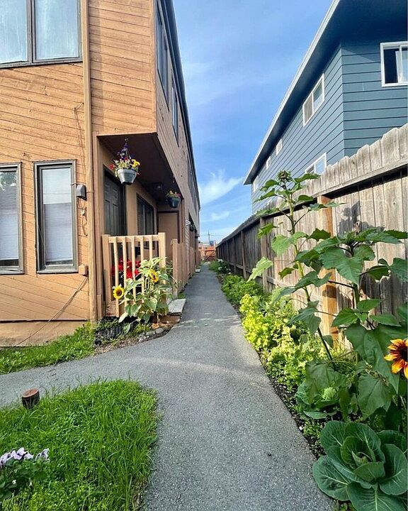 1st image of 612 E 9th Ave #2