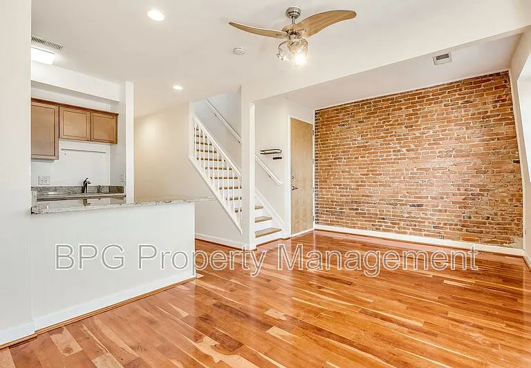 1643 13th St NW #2 — Photo 9