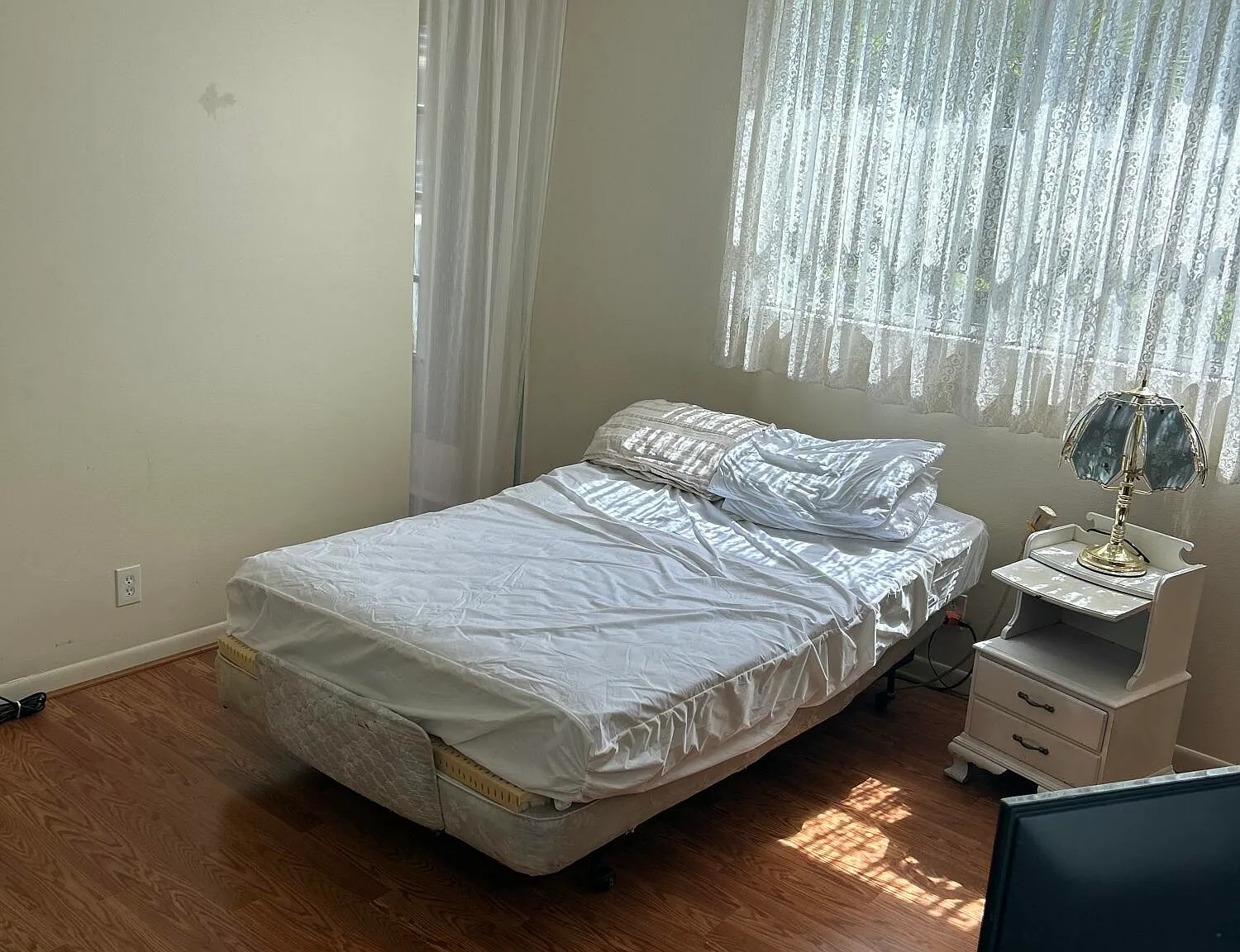 2801 Somerset Dr — Photo 4