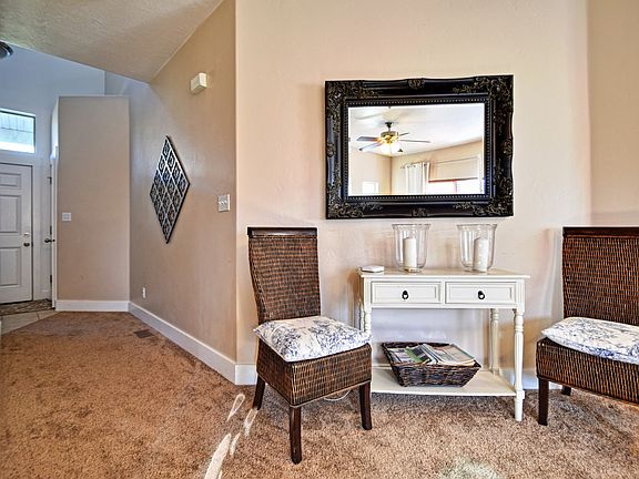 4th image of 2623 N Elm Dr
