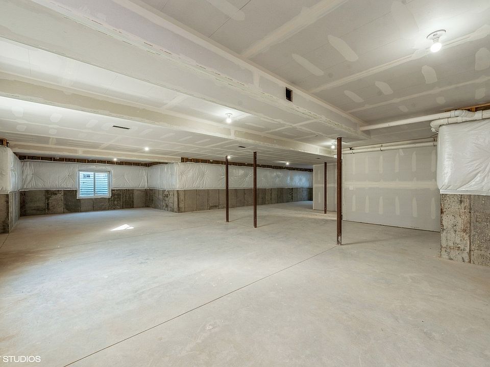 2nd image of 778 Cascade Pl