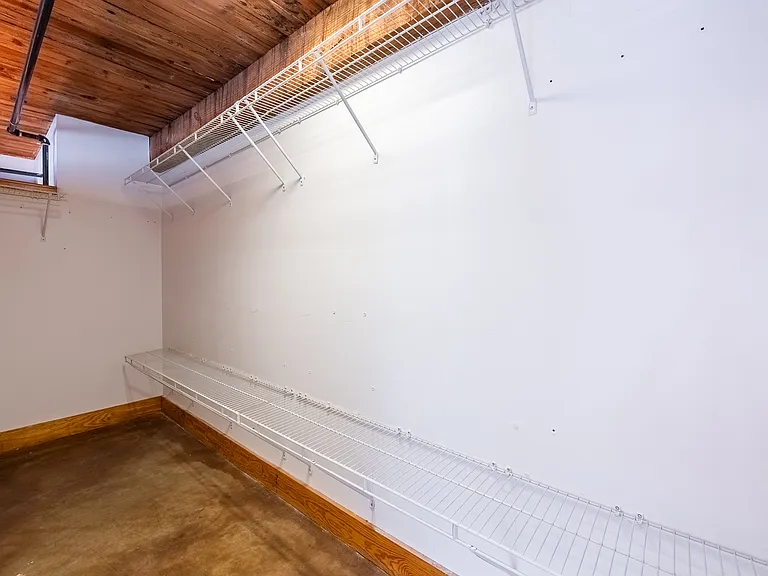 644 Wells St SW #7 — Photo 27