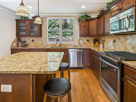 Beautiful Renovated Kitchen