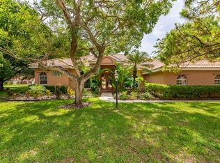 8309 Misty Lake Cir, Sarasota, FL 34241