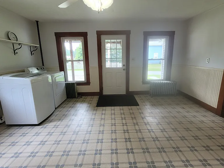 127 Gould Rd #A — Photo 9