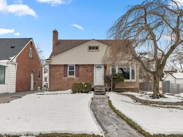 9804 Hubert Ave, Allen Park, MI 48101