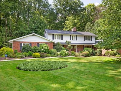 135 Aspenwood Dr, Moreland Hills, OH, 44022