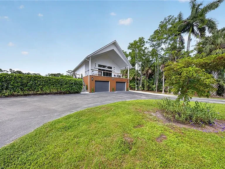 5191 Coral Wood Dr — Photo 5
