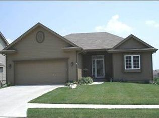 1925 S 198th St, Omaha, NE 68130