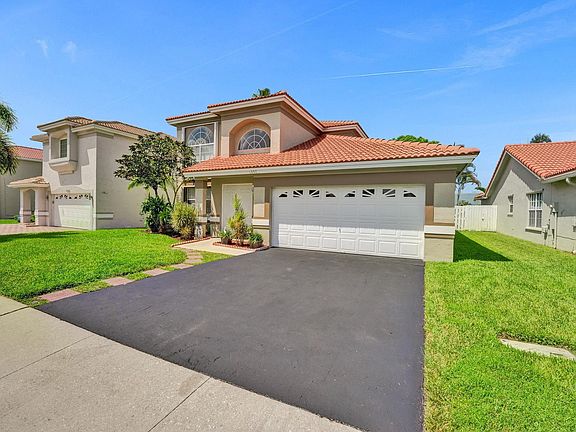 5th image of 1357 NW 129th Way