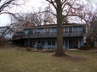3030 W 9th St, Lawrence, KS 66049