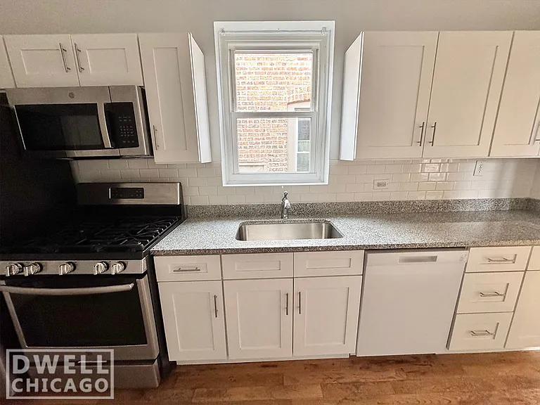 3531 W Fullerton Ave #2 — Photo 13