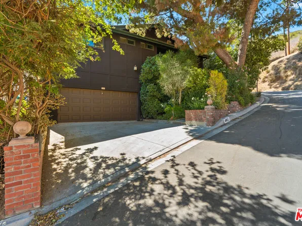 1801 Marion Dr, Glendale, CA 91205