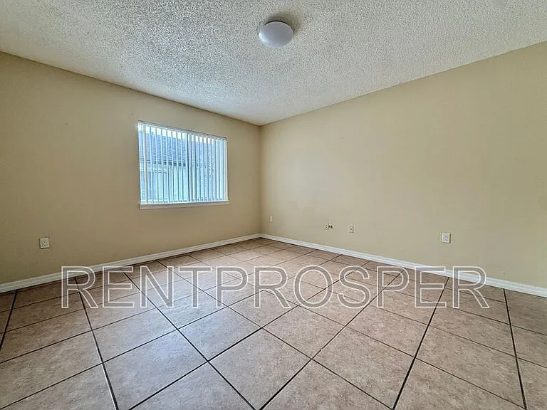 4149 S Semoran Blvd #4 — Photo 8