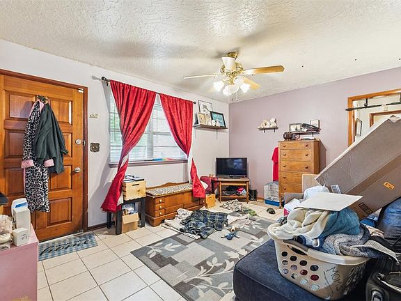 4th image of 1702 Denison Dr