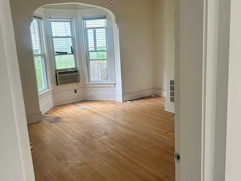 135 Broad St #1 — Photo 5