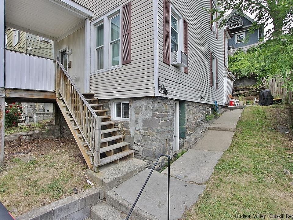 32 Gill St Kingston, NY, 12401 Apartments for Rent Zillow
