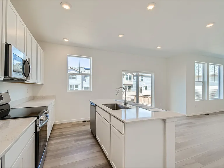 10993 Olathe St — Photo 11