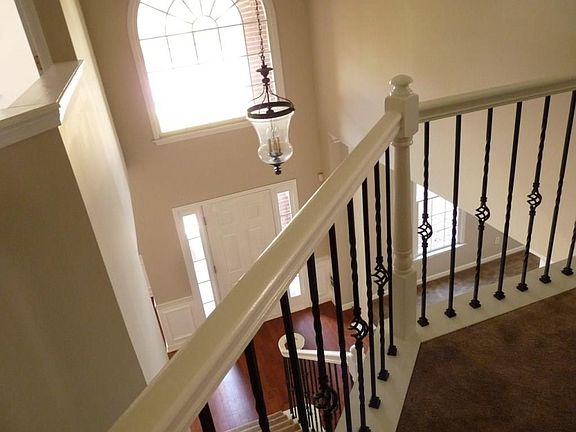 3rd image of 1635 Hawkins Cove Trl