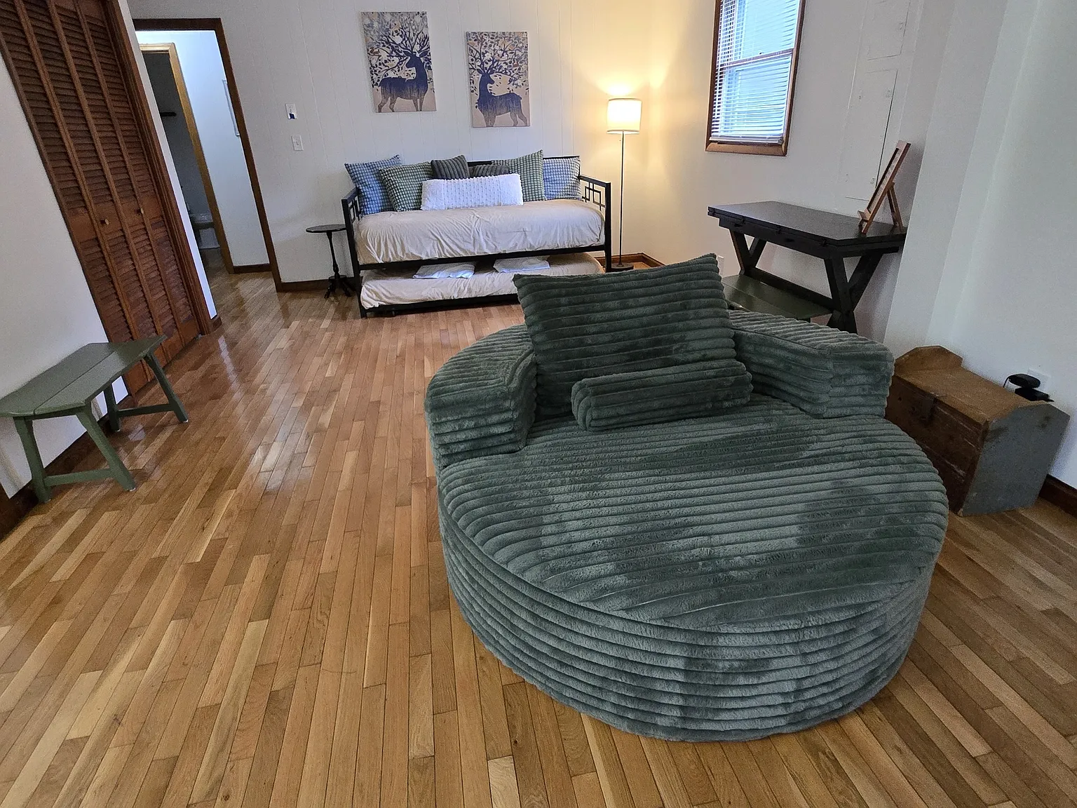 2 bed, 1.5 bath, 1161 sqft, $2,200 — Photo 4