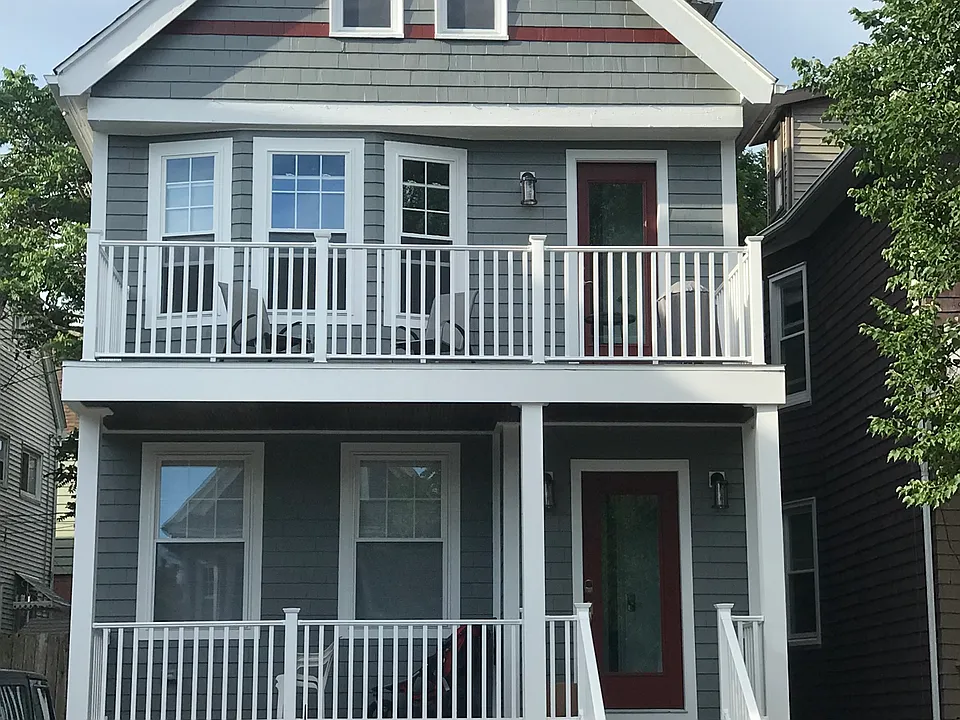 469 W Delavan Ave #2