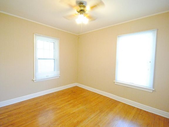 2nd image of 7920 Thomas Ave