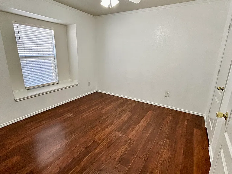 Timber Ridge Dr — Photo 4