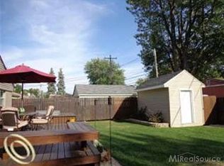 255 W Farnum Ave, Madison Heights, MI