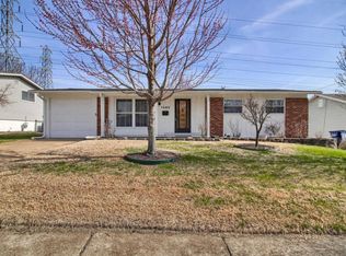 1565 Verlene Dr, Florissant, MO 63031