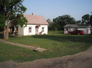 518 Grant St, Downs, KS 67437