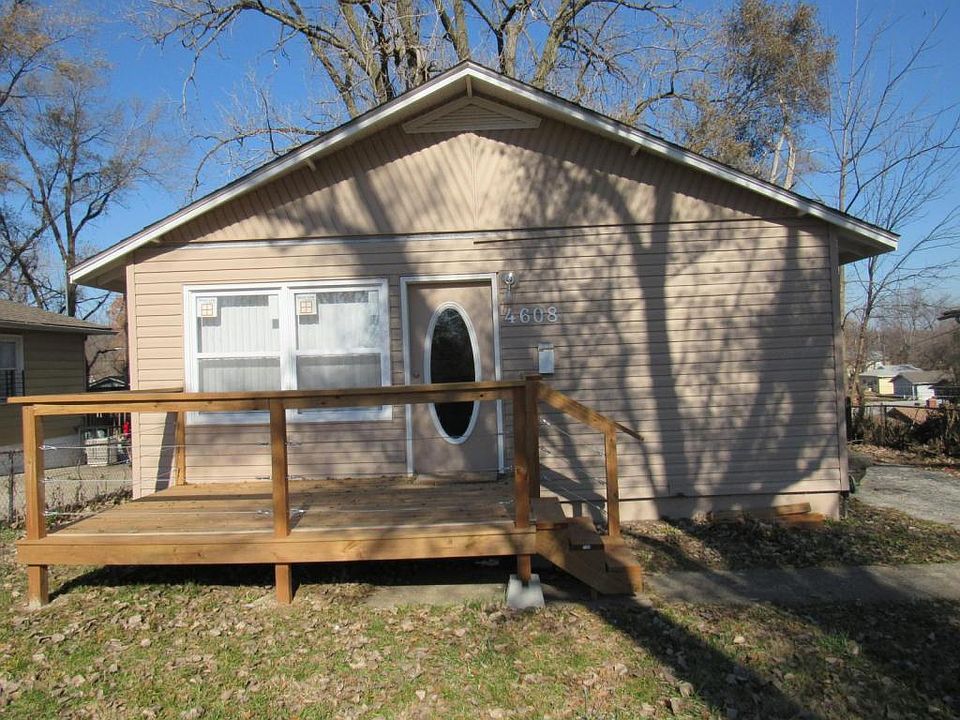 1st image of 4608 E 46th St